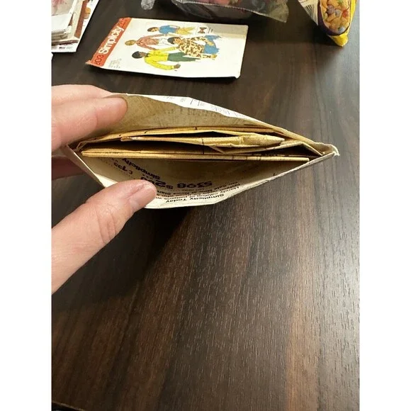 5398 Vintage Simplicity Sewing Pattern unisex Pullover Top Pants Shorts 1-3 1981 - Picture 4 of 4